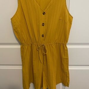 SHEIN Mustard Yellow Buttoned Romper